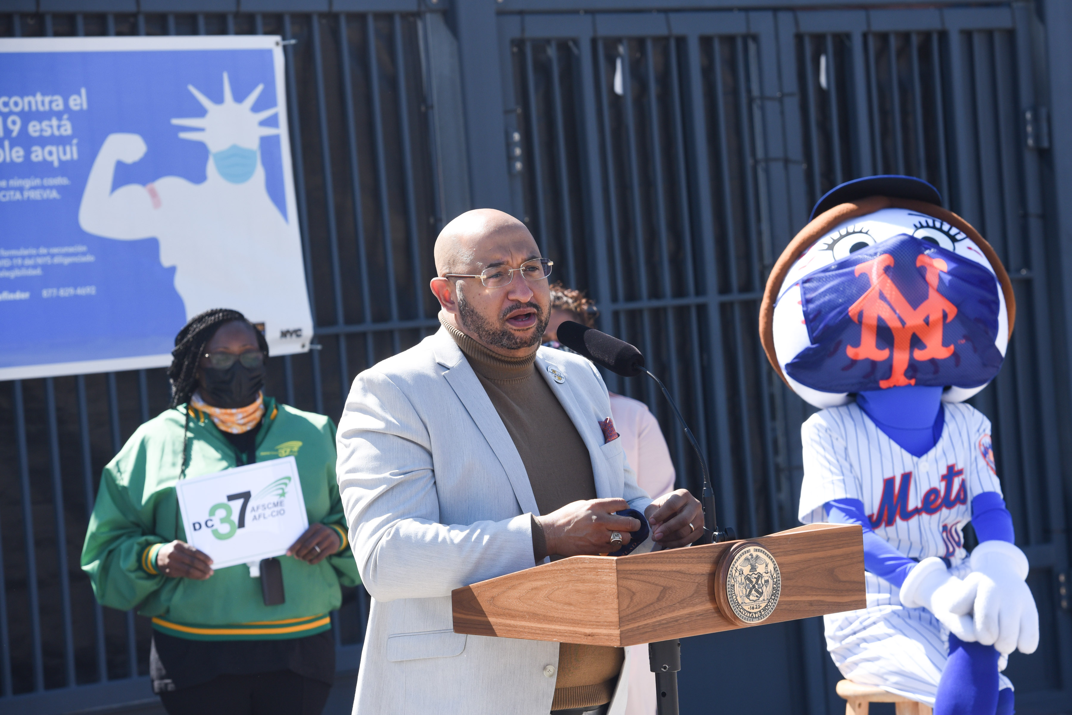 DC 37 Workers #GetVaccinated at Citi Field Event