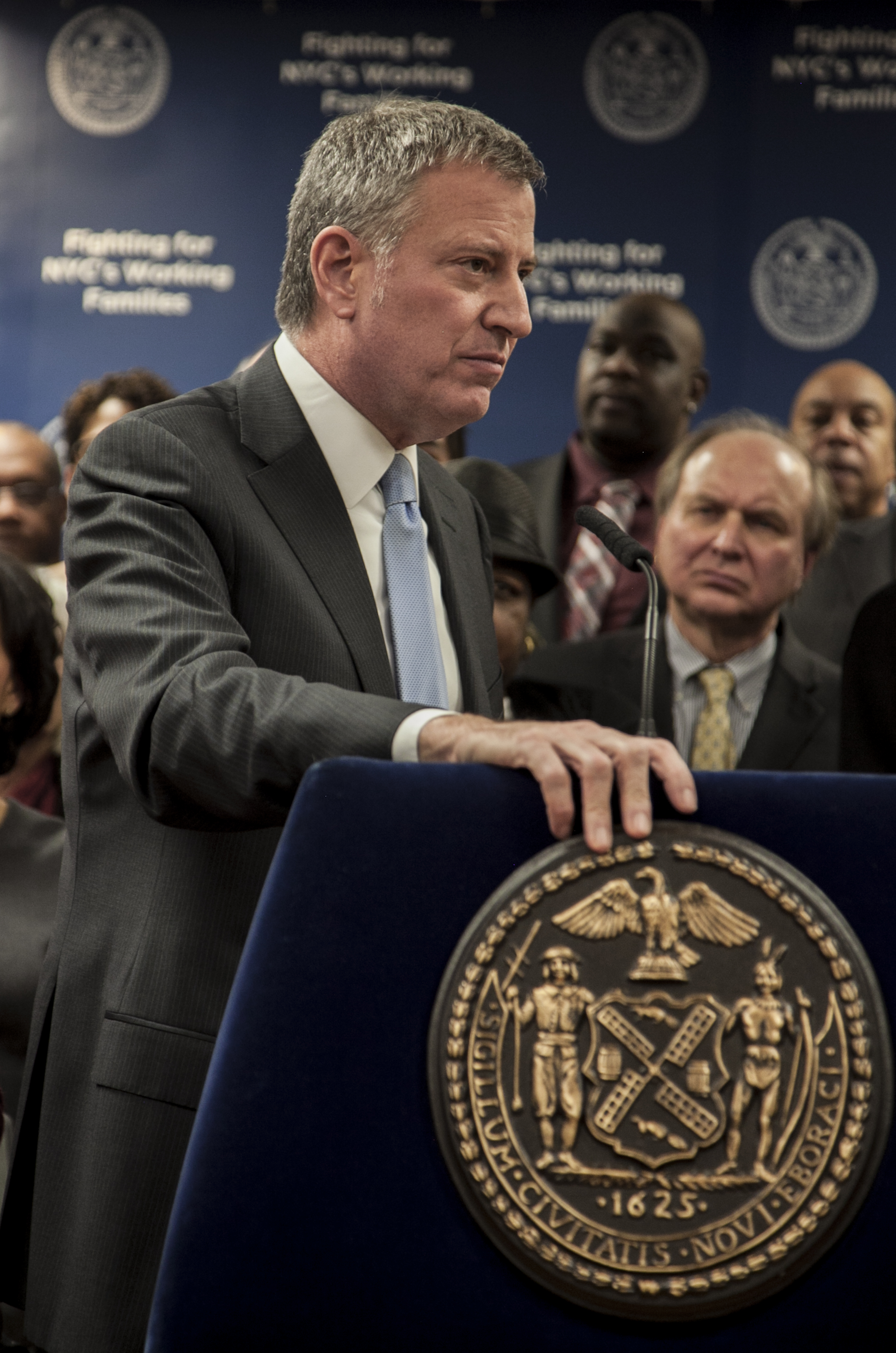 Support the Mayor’s Housing Plan