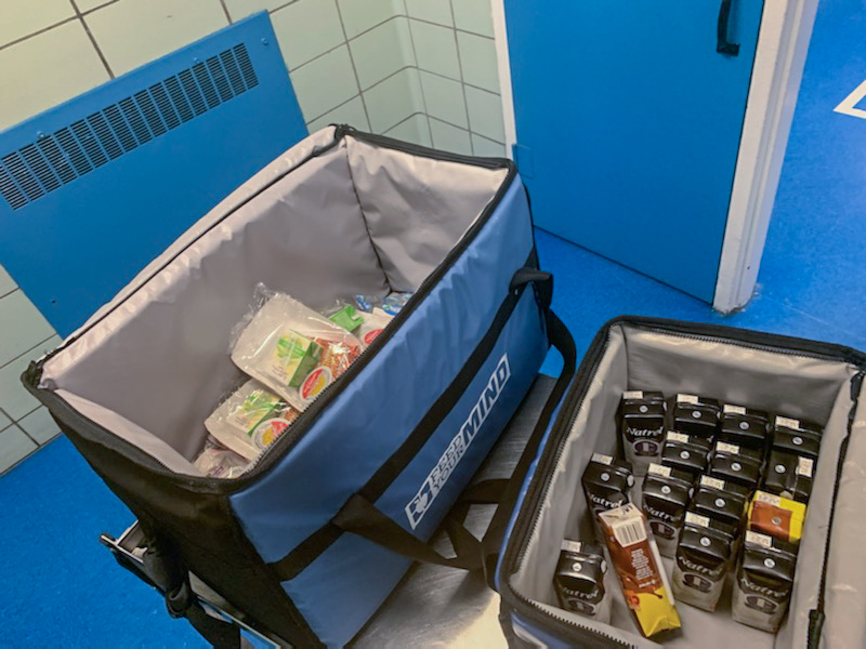 Local 372 on the Frontlines of COVID-19 Feeding Kids and Seniors 