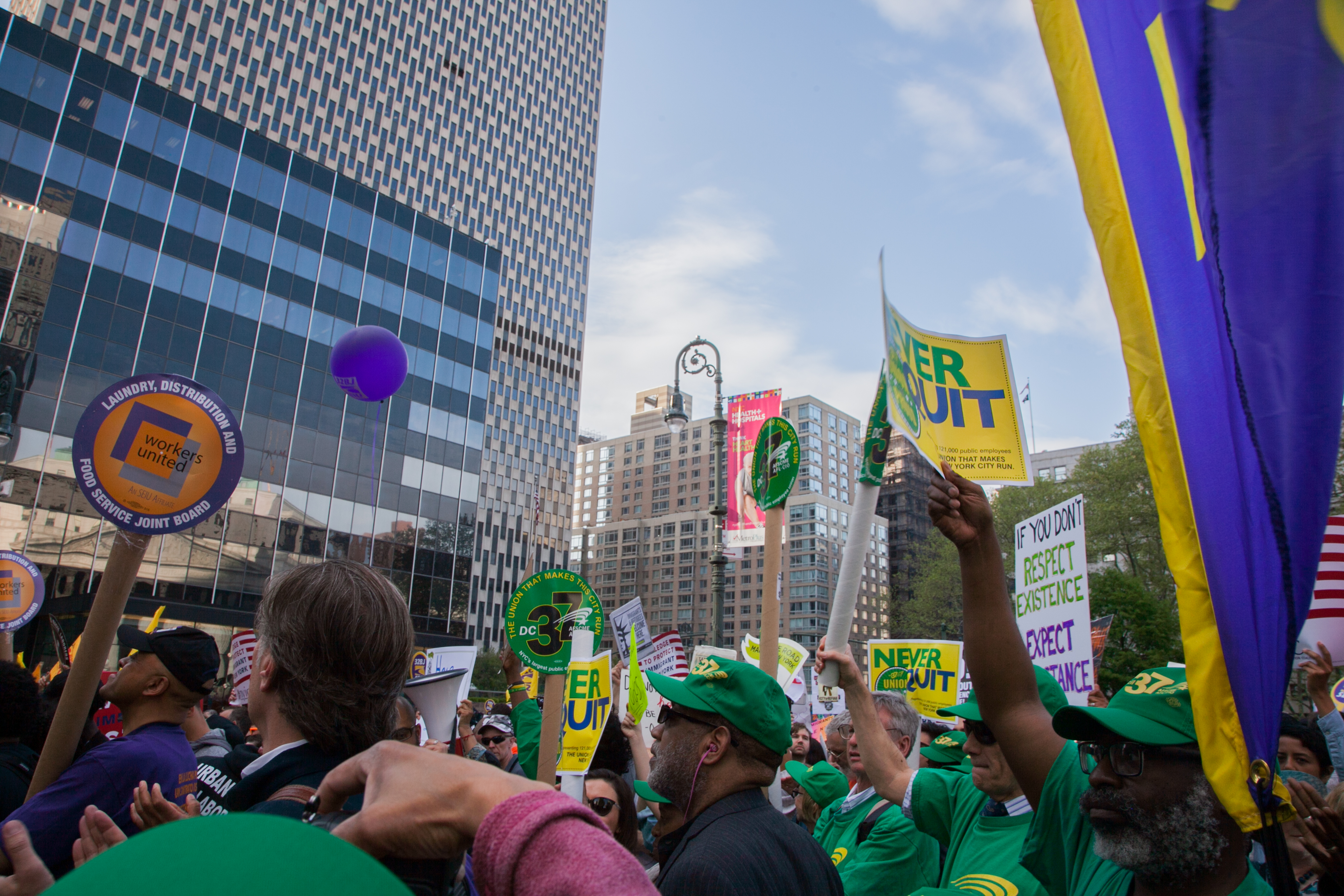 Unions Mobilize on May Day Against Crackdown on Immigrant and Worker Rights