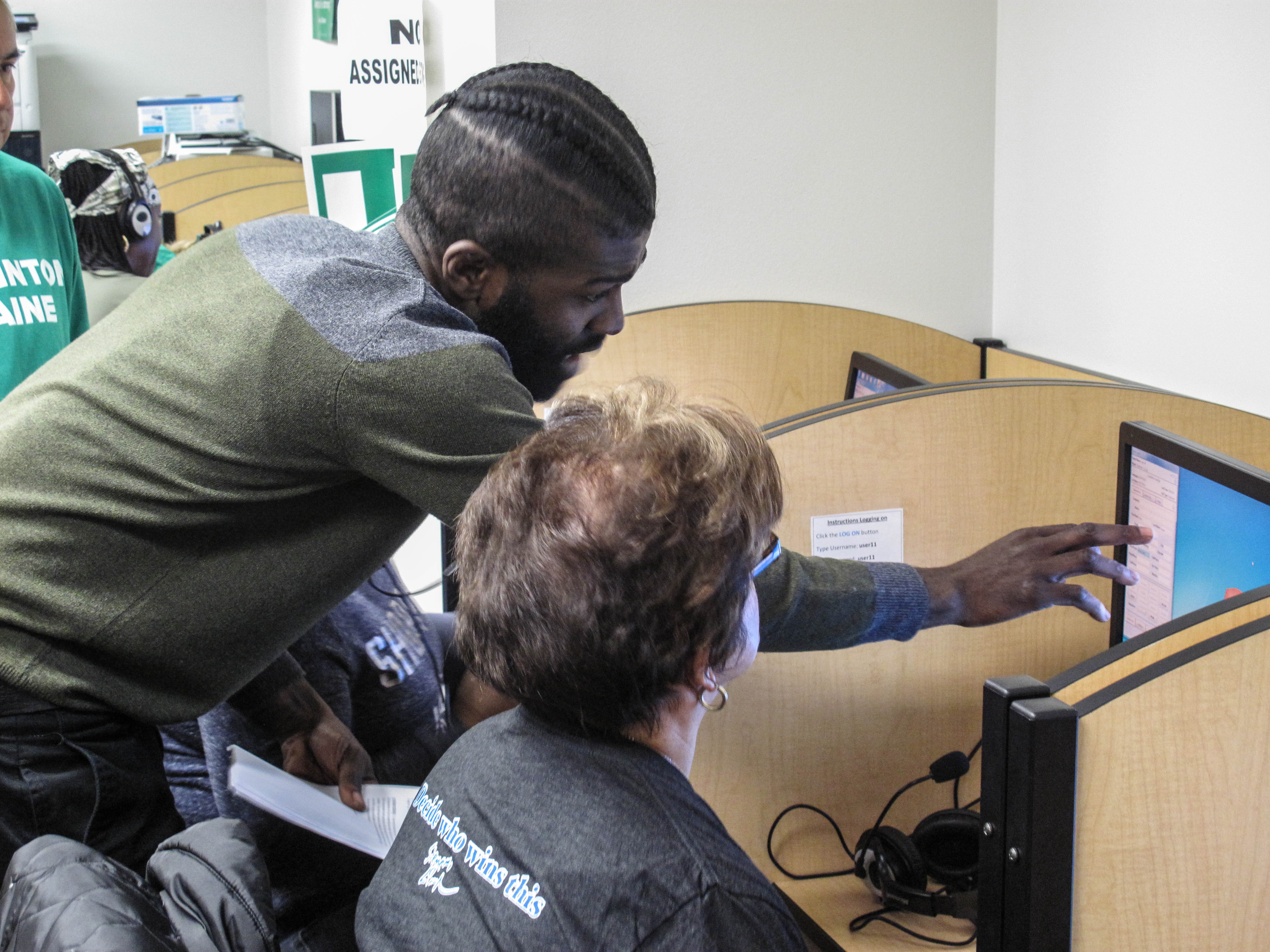 DC 37 Volunteers Get Out the Vote on Election Day