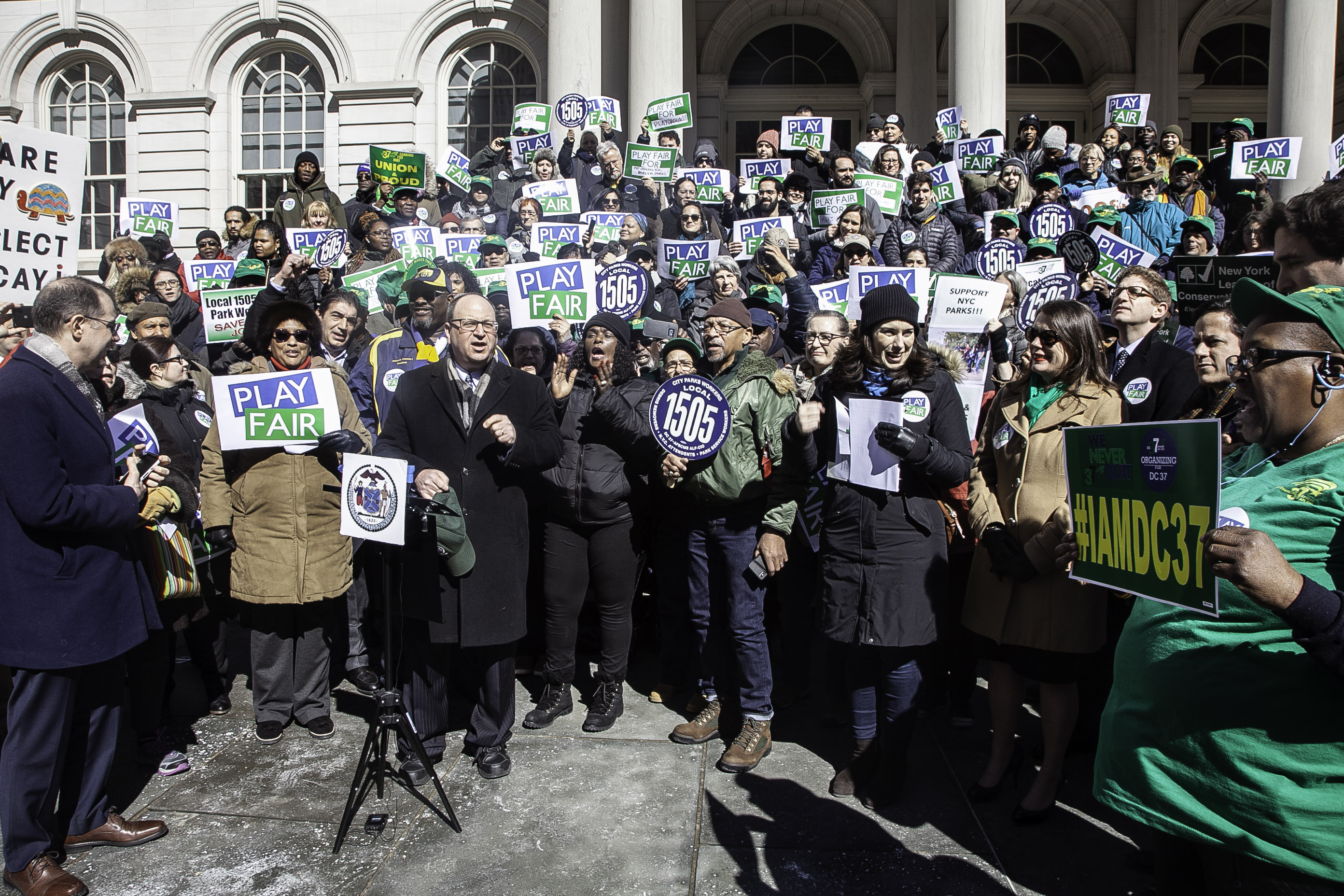 Unions to City Hall: Save Jobs, Fund Parks!